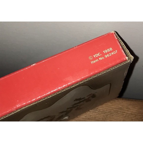 Porcelain Painted Tree Plate York Distribution Co Vintage Christmas Collectible - Picture 7 of 9